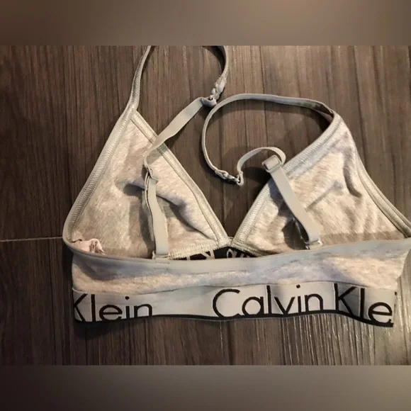 Bra - Picture 2 of 3